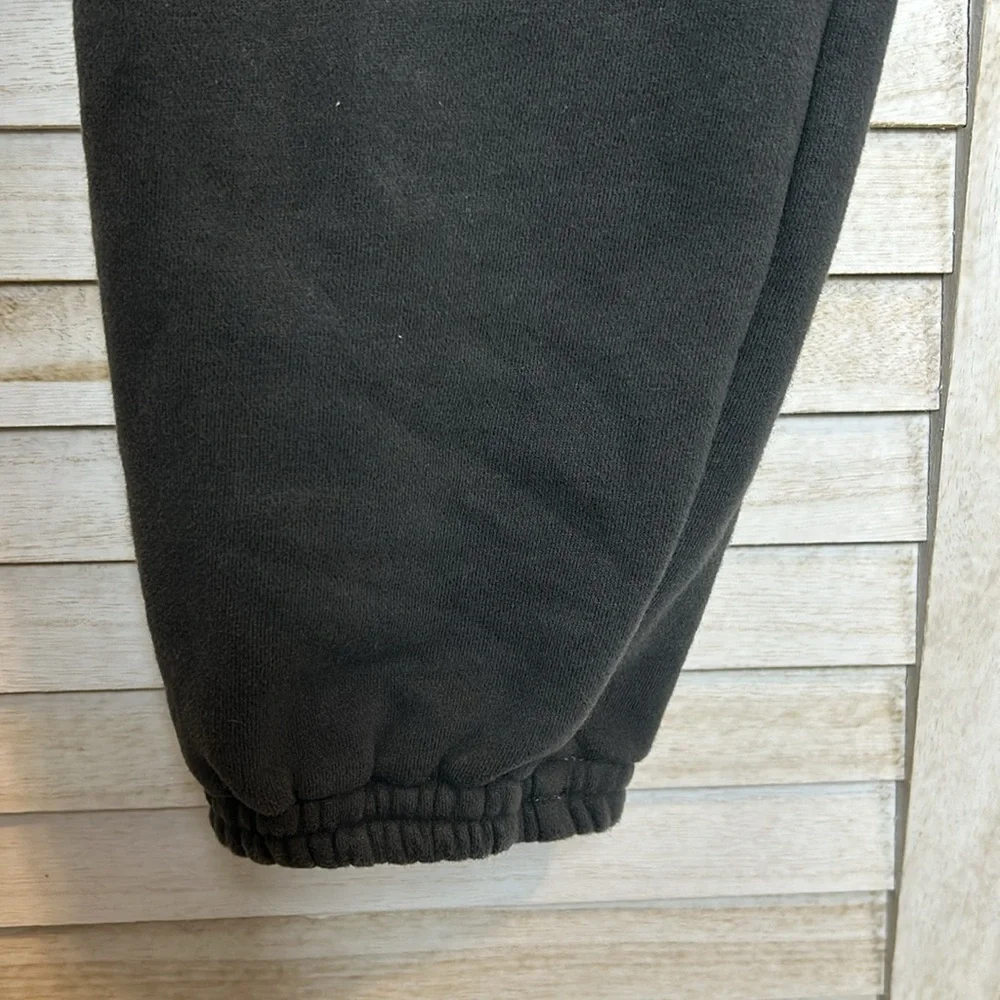 My Mum Made It Embroidered Fleece Joggers Size Small - Picture 5 of 10